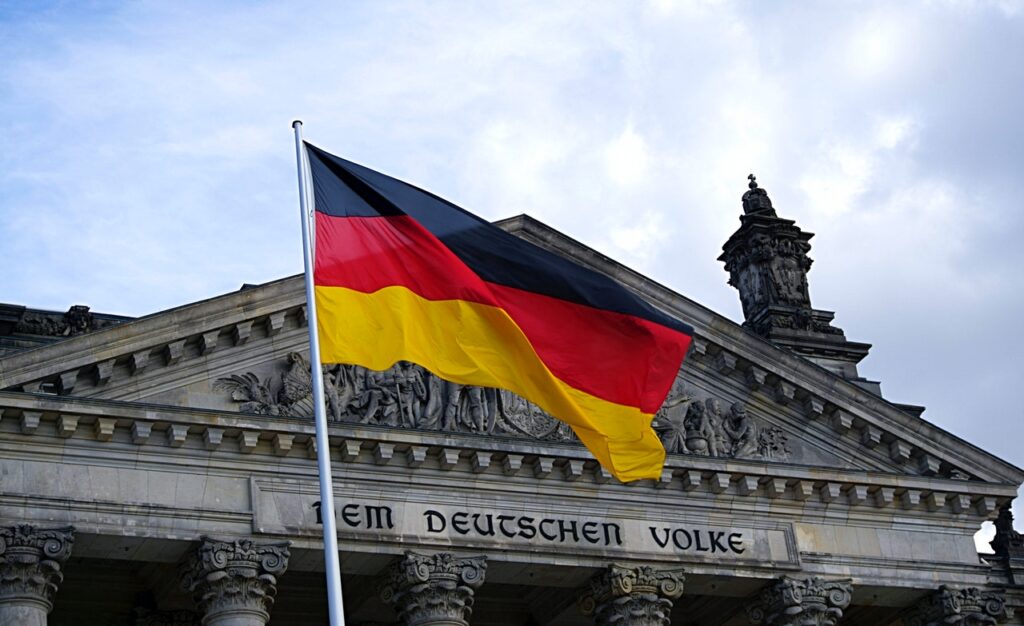 German Investors are Switching to Crypto: KuCoin German Investors are Switching to Crypto: KuCoin