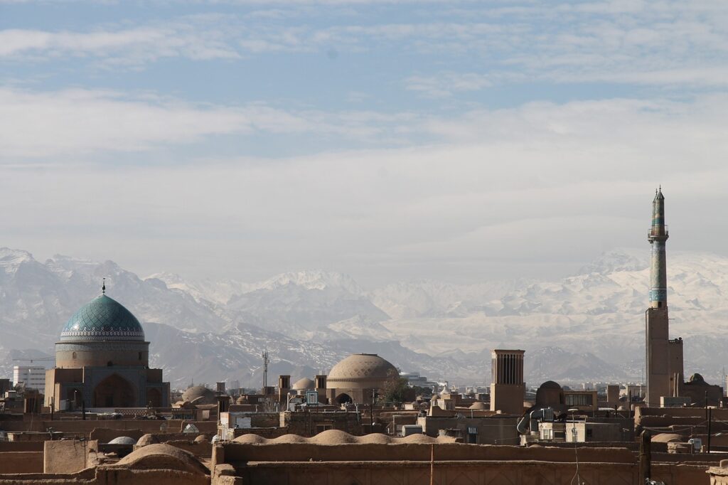 Iran Allows the Use of Cryptos to Pay for Imports Iran Allows the Use of Cryptos to Pay for Imports