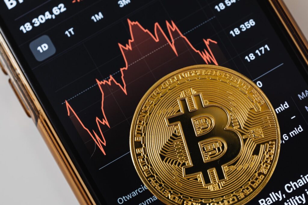 Bitcoin’s and Ether’s Trading Volume Declines in August Bitcoin’s and Ether’s Trading Volume Declines in August