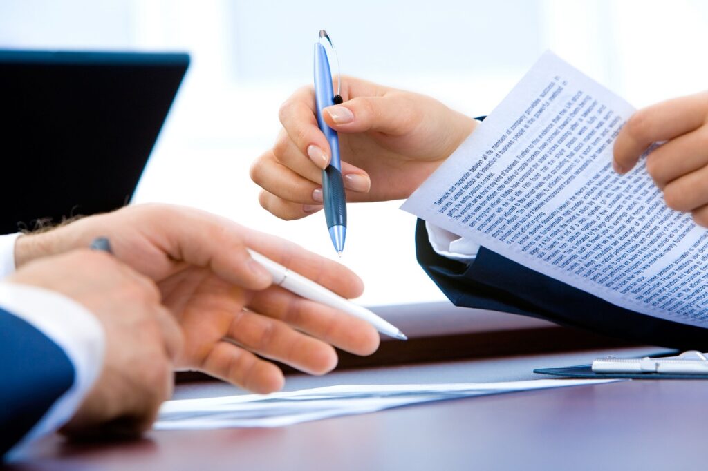 Grayscale Meets with SEC to Discuss Spot Bitcoin ETF Details Grayscale Meets with SEC to Discuss Spot Bitcoin ETF Details