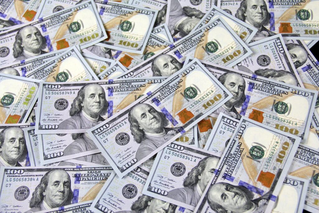 Spot Bitcoin ETFs Take In $186.7M Spot Bitcoin ETFs Take In $186.7M
