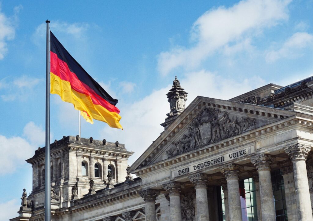 Maker Maker Keyrock Teams Up with Deutsche Bank Maker Maker Keyrock Teams Up with Deutsche Bank