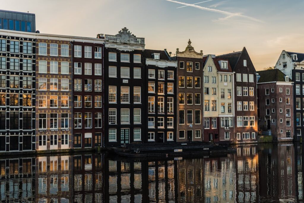 MoonPay Enters Dutch Market Following MiCA Approval MoonPay Enters Dutch Market Following MiCA Approval