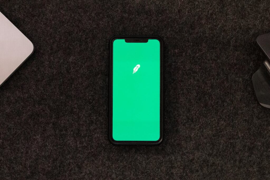 Robinhood Plans Blockchain Platform for European Investors to Trade US Stocks Robinhood Plans Blockchain Platform for European Investors to Trade US Stocks