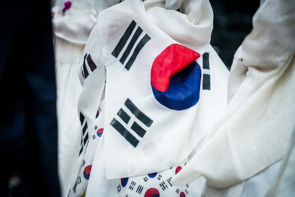Bank of Korea Calls for Phased Stablecoin Implementation, Starting with Banks Bank of Korea Calls for Phased Stablecoin Implementation, Starting with Banks